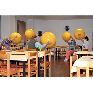 miniatura Cvičení s balóny