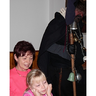 miniatura Mikuláš v DPS 2013 - Pekelná návštěva mezi seniory 16