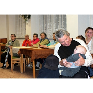 miniatura Mikuláš v DPS 2013 - Pekelná návštěva mezi seniory 18