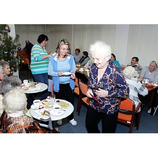 miniatura Vánoční setkání s obyvateli domů s pečovatelskou službou: 10. a 12. prosince 2013 21